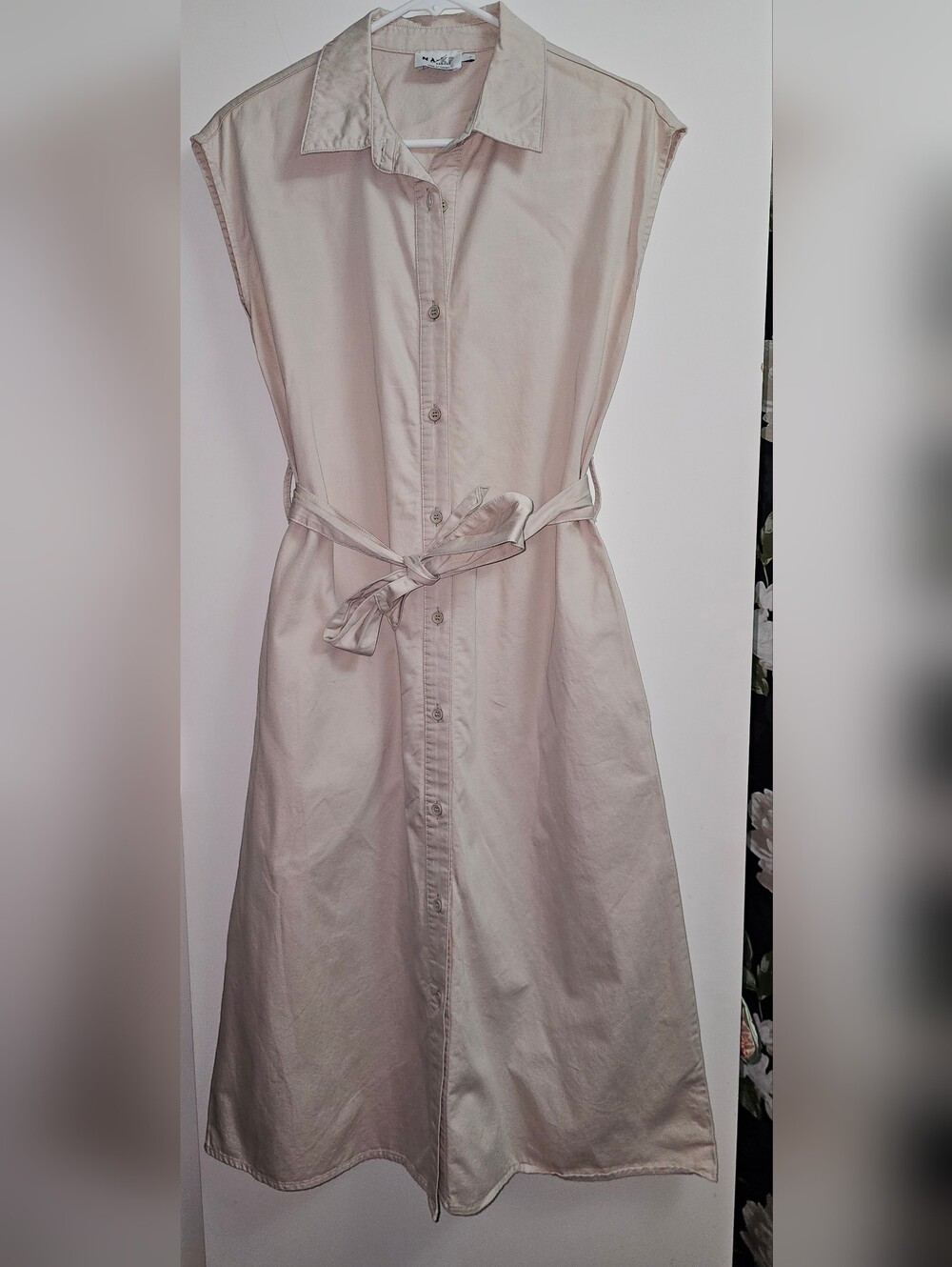 NA-KD Size S Sleeveless Pale Mauve Button-Front Dress with Waist Tie
